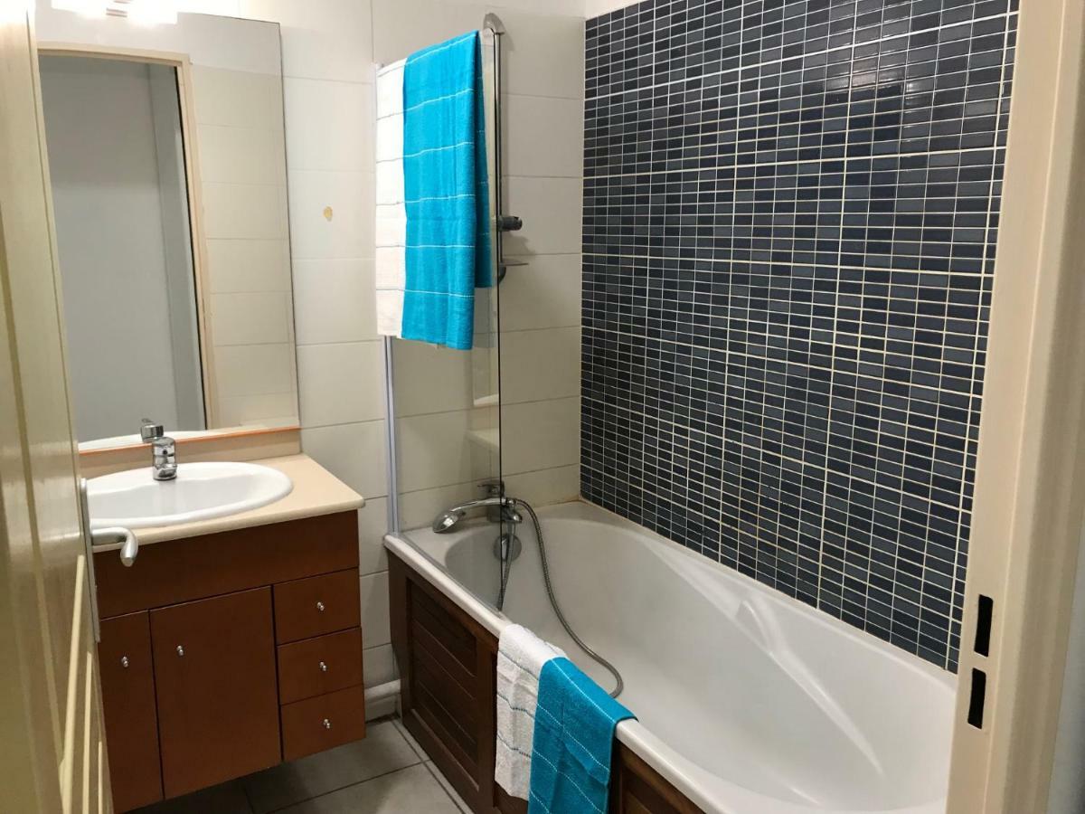 Meuble Homard Avec Jacuzzi Et Vue Mer Saint-Gilles-les Bains Exteriér fotografie